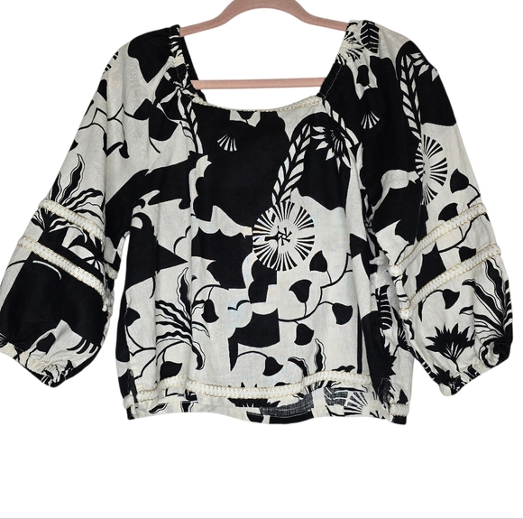 Nicole Miller New York Tops - Nicole Miller Linen Blouse